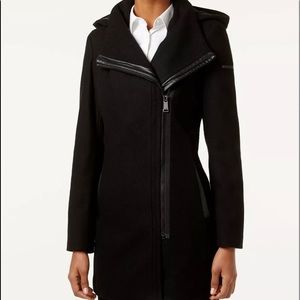 SOLD ❄️❄️Calvin Klein Hooded Coat Sz Xs Brand New